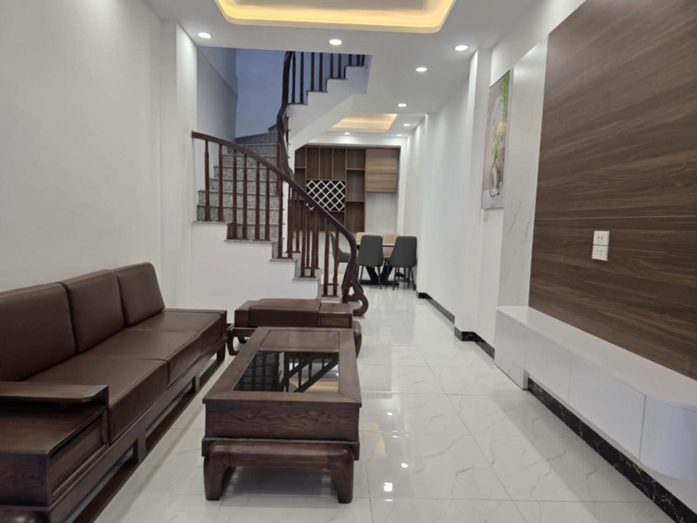 Nhà Bát Khối Long Biên ô tô lùi cửa 30m ô tô tránh, 52m2 4 tầng 4 ngủ 5.8 tỷ - Ảnh chính